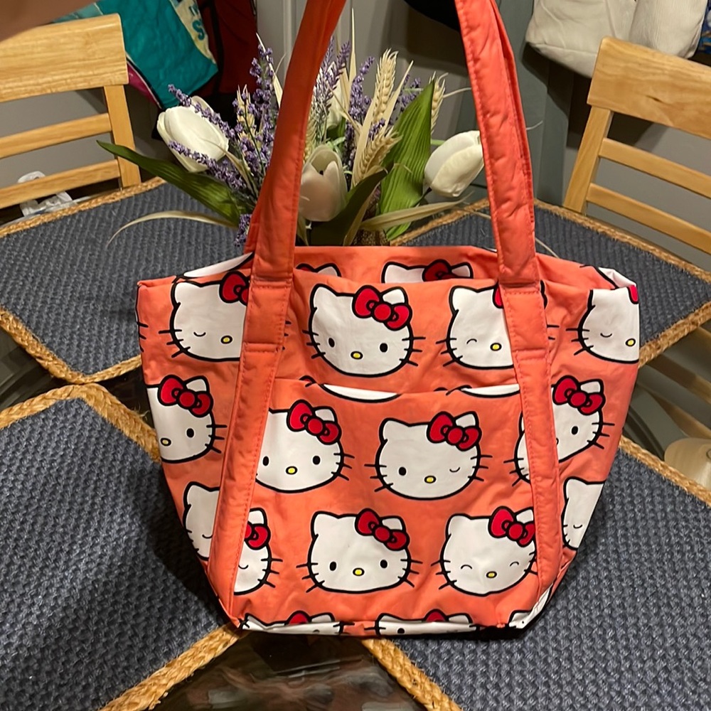 Hello kitty baggu cloud bag (mini)
